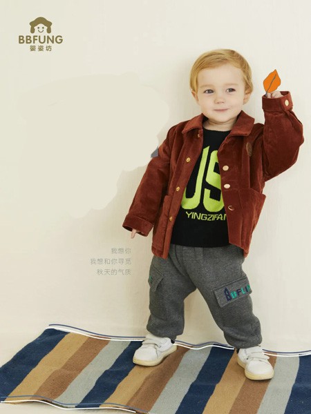 婴姿坊2022秋冬季黑色T恤