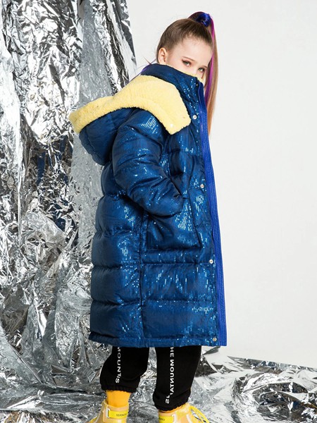 时尚小鱼童装2022秋冬季蓝色棉服