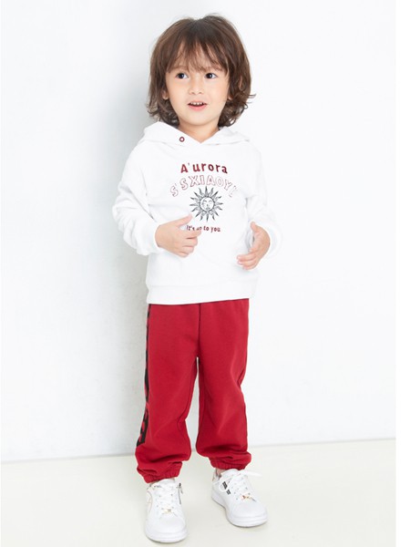 时尚小鱼童装2022秋冬季白色T恤