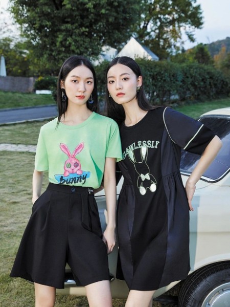 韩序2023春夏季绿色T恤