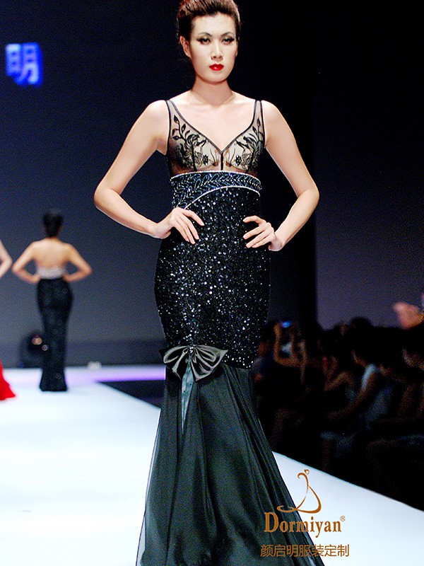 Dormiyan女装2023春夏季黑色礼服