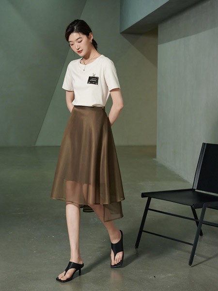 序言2023春夏季白色T恤