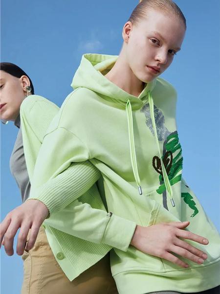 谜底女装2023春夏季绿色卫衣