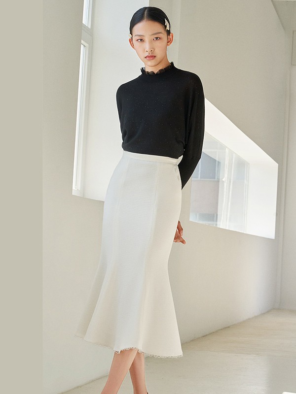 红贝缇女装2023春夏季白色包臀裙