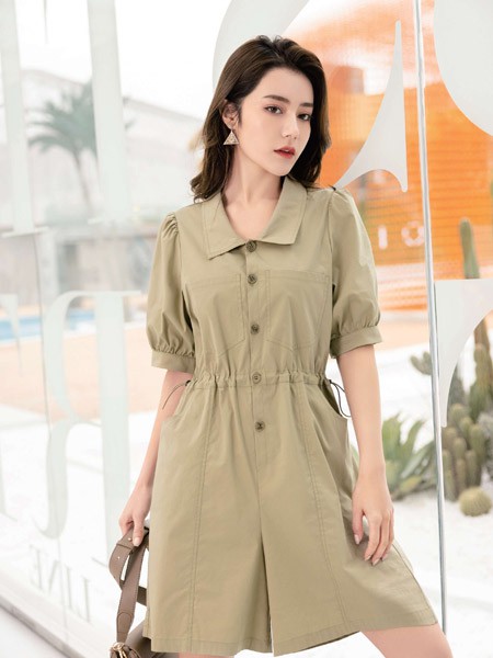 千百惠女装2023春夏季棕色衬衫裙