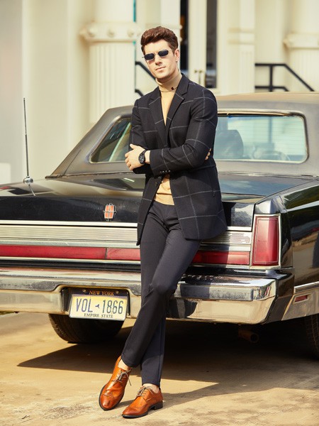 步西尼男装2022秋冬季黑色西装