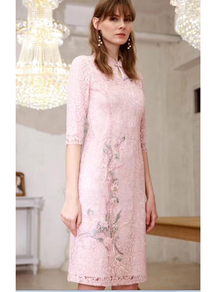 木帛女装2023春夏季粉色连衣裙