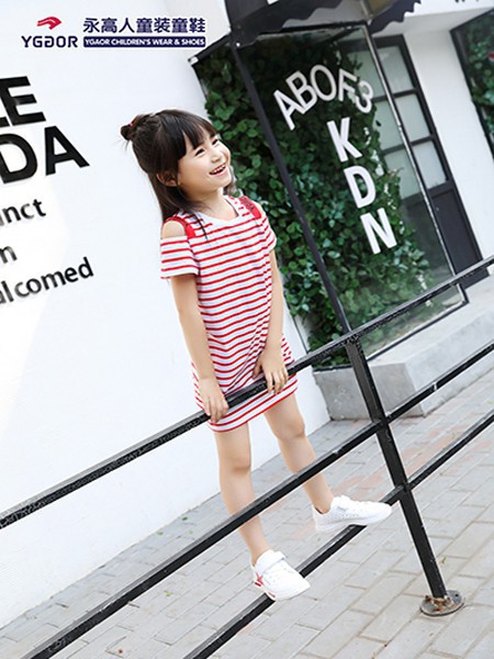 永高人童装2023春夏季红色连衣裙