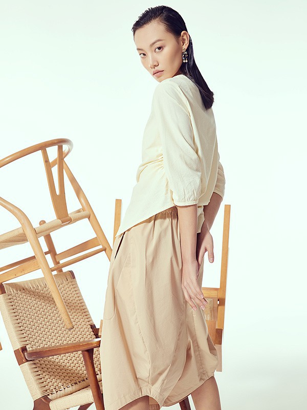 钡禾2023春夏季白色T恤