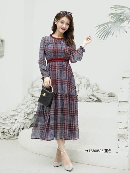 楚阁女装2023春夏季灰色连衣裙