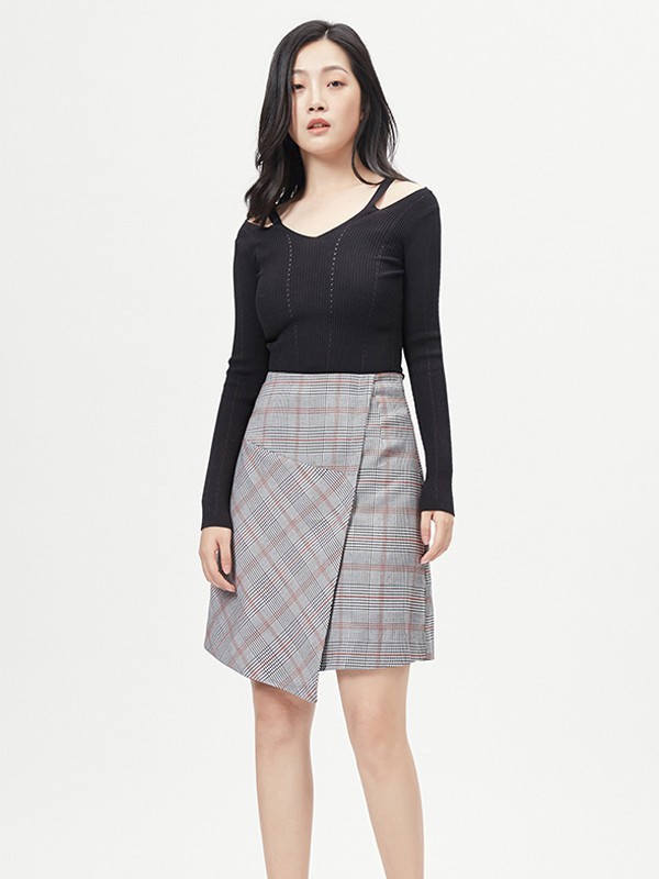 自由鸟女装2023春夏季灰色短裙