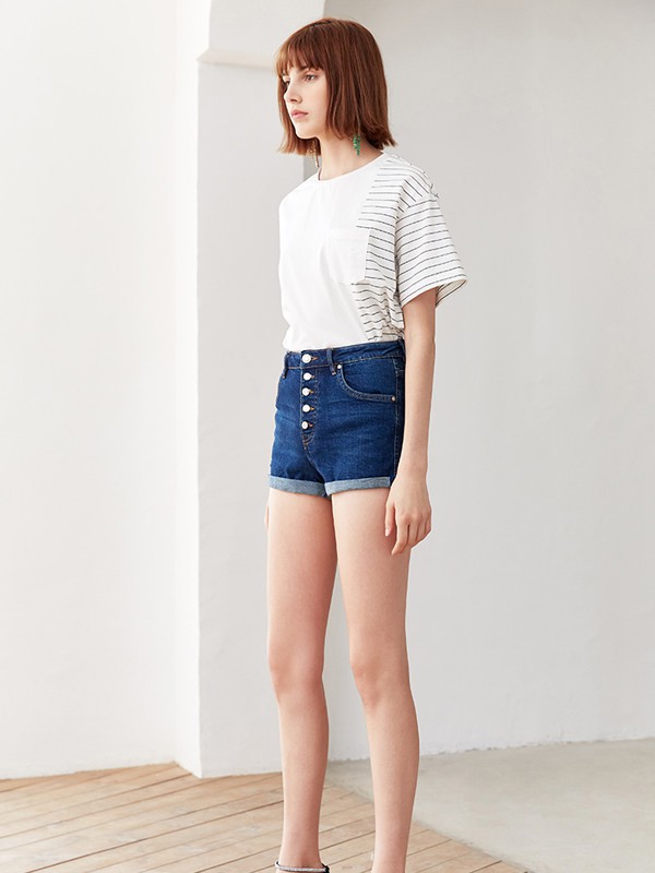 自由鸟女装2023春夏季白色T恤