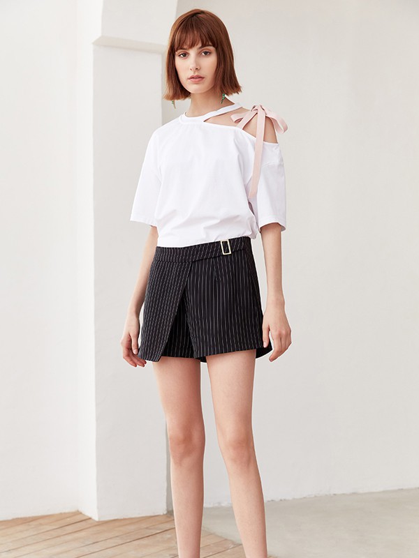 自由鸟女装2023春夏季黑色短裤