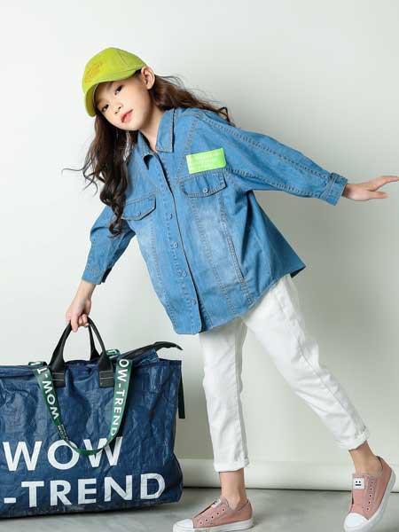 柏惠信子童装2023春夏季蓝色衬衫