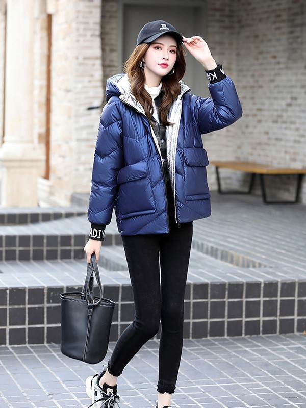 知彩女装2022秋冬季藏蓝色棉服