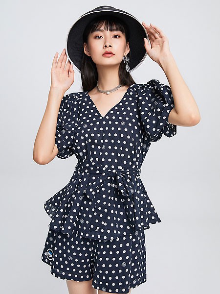 红袖女装2023春夏季黑色连衣裙