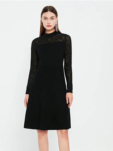 菲妮迪女装2022秋冬季黑色连衣裙