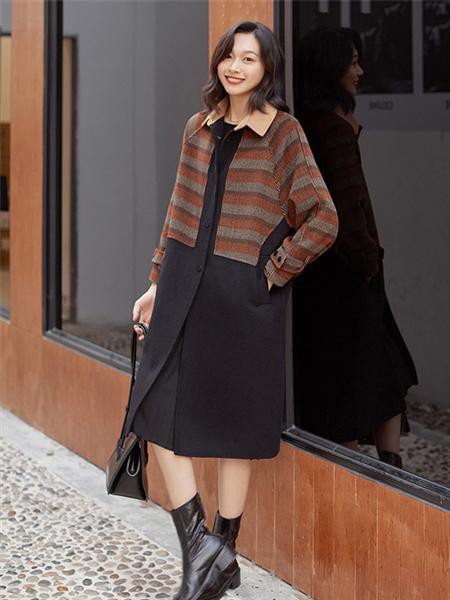 艺元素女装2022秋冬季黑色连衣裙