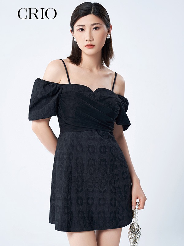CRIO女装2023春夏季黑色连衣裙