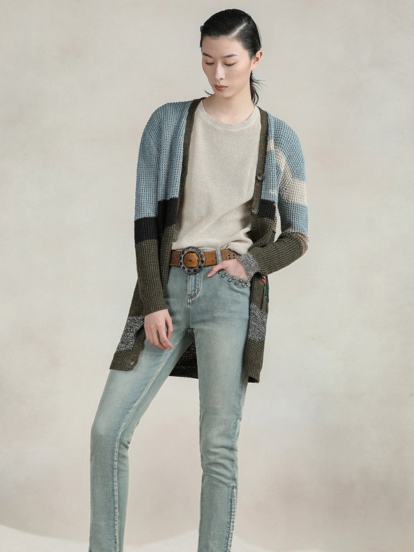 达衣岩女装2023春夏季蓝色长裤