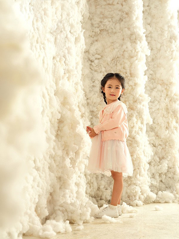 巴柯拉童装2022秋冬季粉色连衣裙