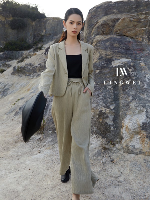 领葳女装2023秋冬季灰色阔腿裤