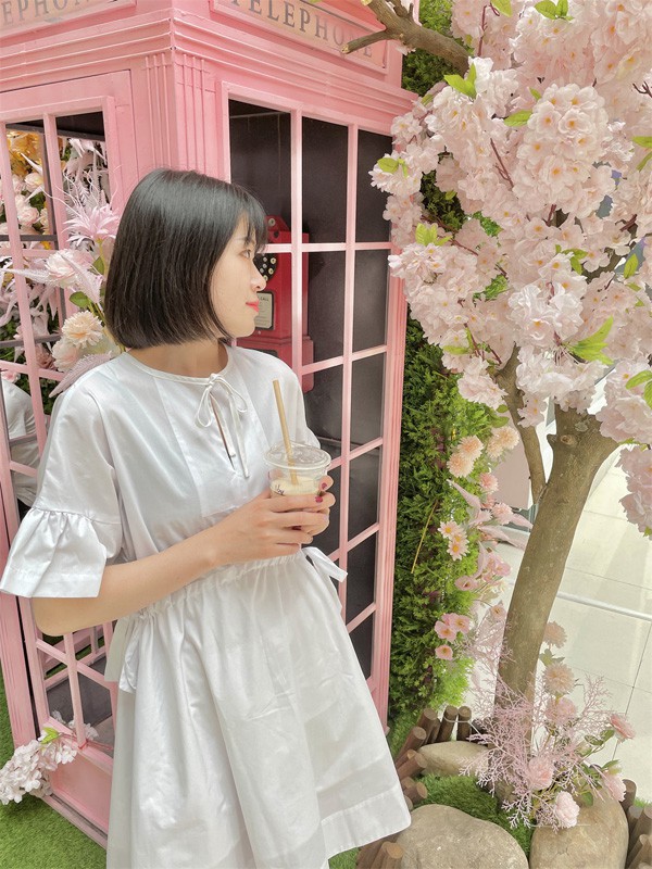 歌瑞丝芬女装2023春夏季白色衬衫裙