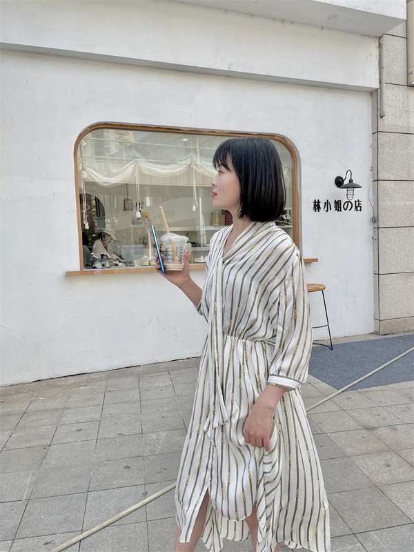 歌瑞丝芬女装2023春夏季白色连衣裙