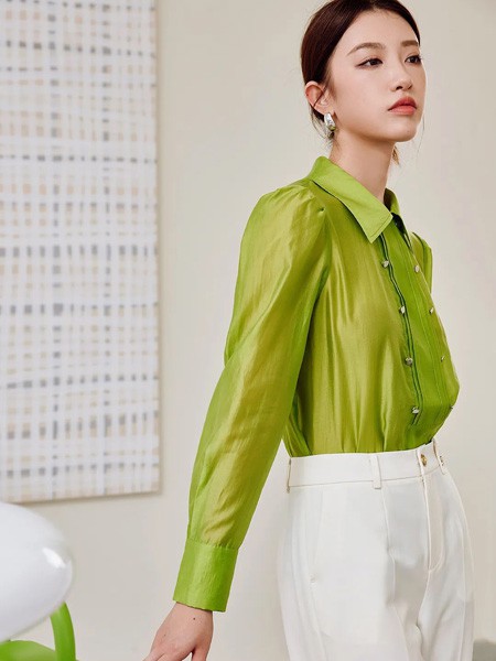 朗文斯汀女装2022秋冬季绿色衬衫