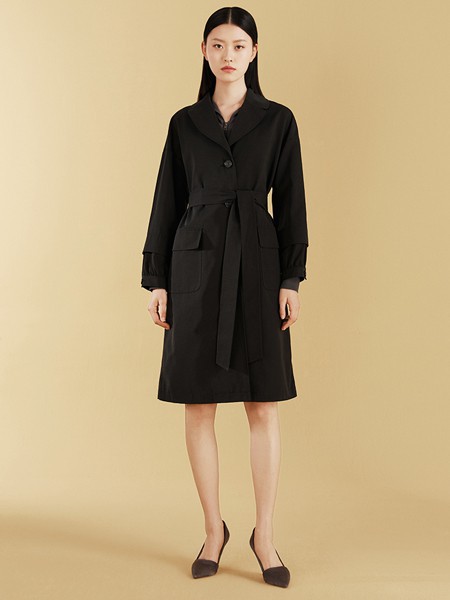 维格娜丝2023春夏季黑色衬衫