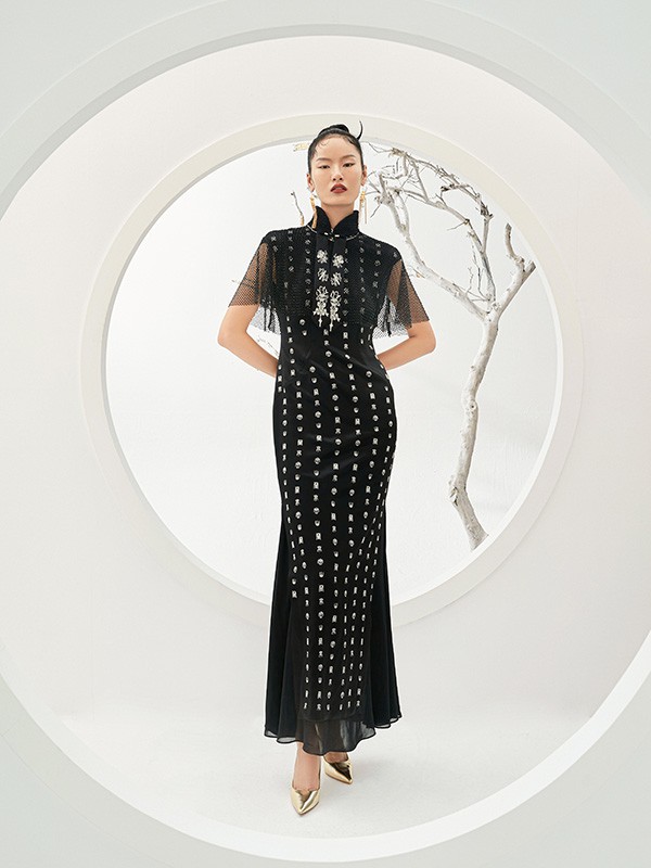 纷丽女装2023春夏季黑色旗袍