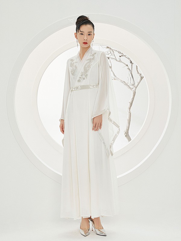 纷丽女装2023春夏季白色连衣裙