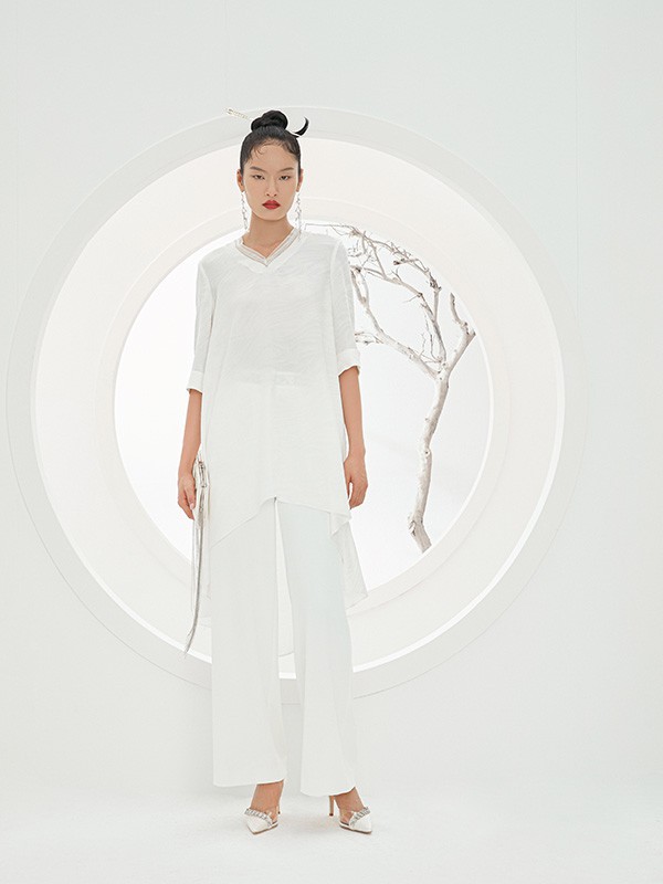 纷丽女装2023春夏季白色衬衫