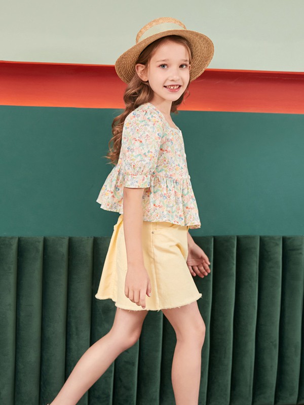 爱法贝童装2023春夏季黄色短裙