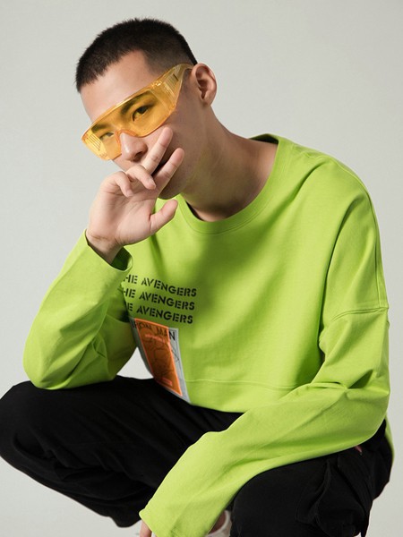 真维斯休闲装2022春夏季绿色T恤