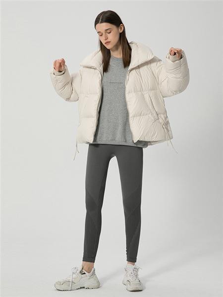 埃文2022秋冬季白色棉服