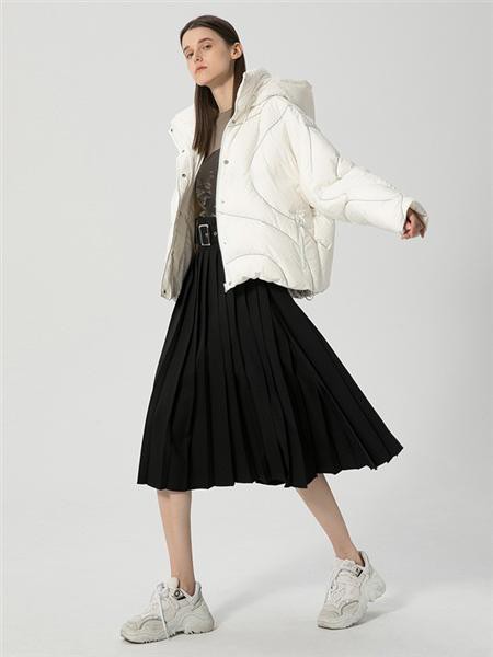 埃文2022秋冬季白色棉服