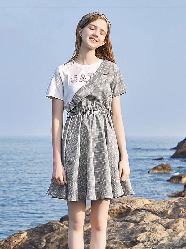 曼丝娜女装2023春夏季拼色连衣裙