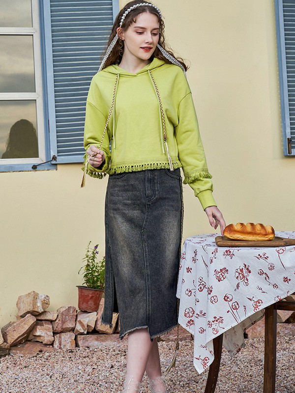 菀草壹女装2023春夏季绿色卫衣