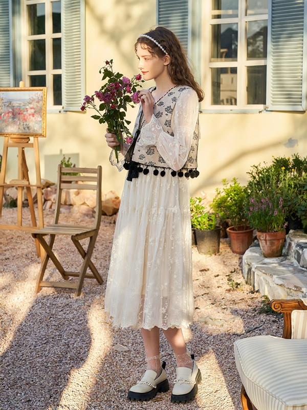 PHORM女装2023春夏季白色连衣裙