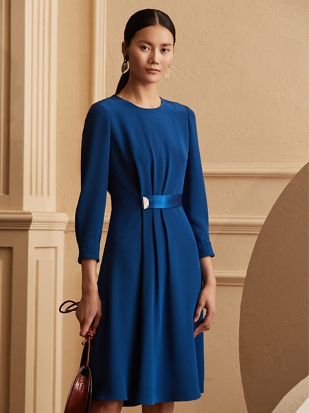 铠琪女装2023春夏季藏蓝色连衣裙