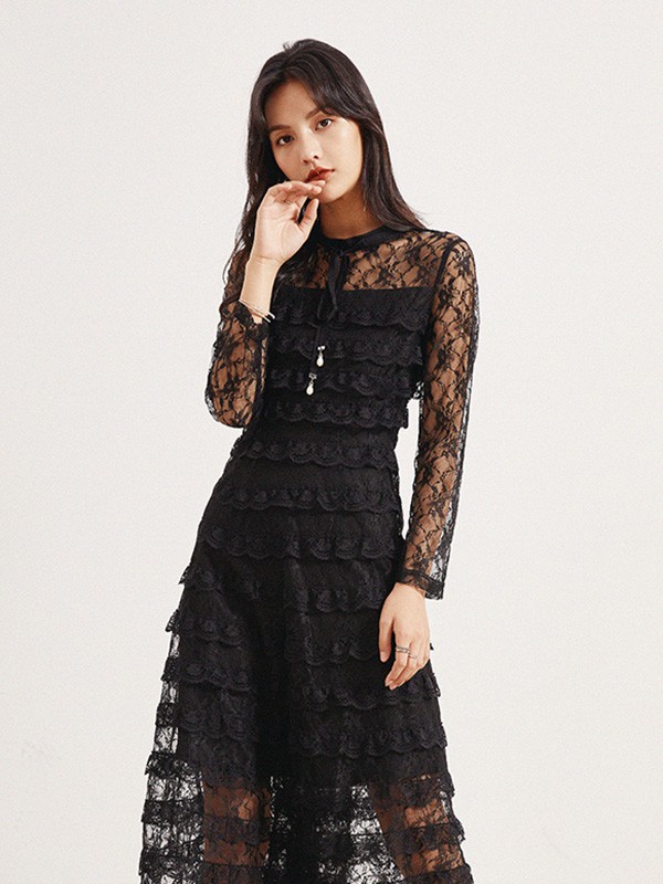 依维妮女装2023春夏季黑色连衣裙