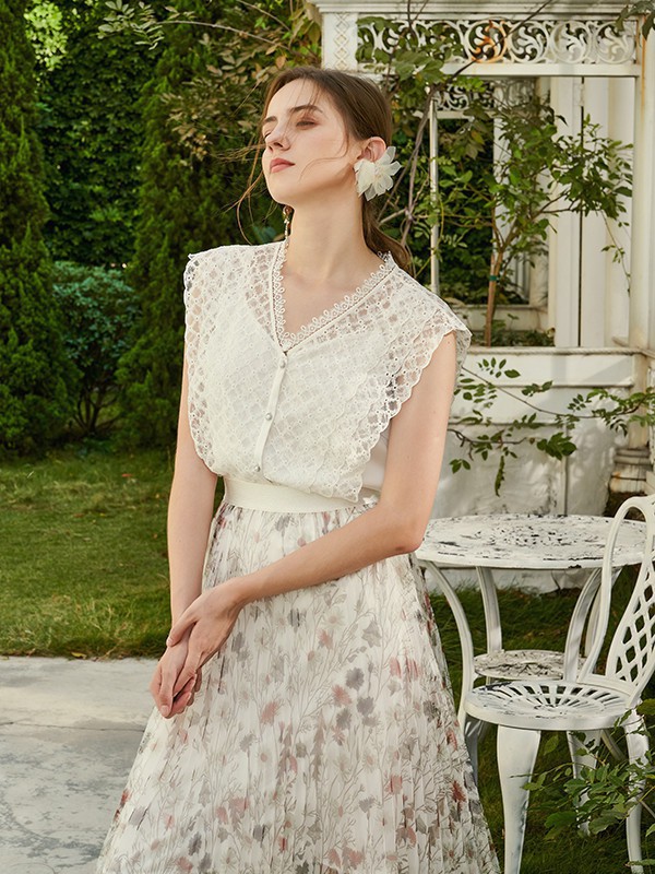 贝洛安2023春夏季白色连衣裙