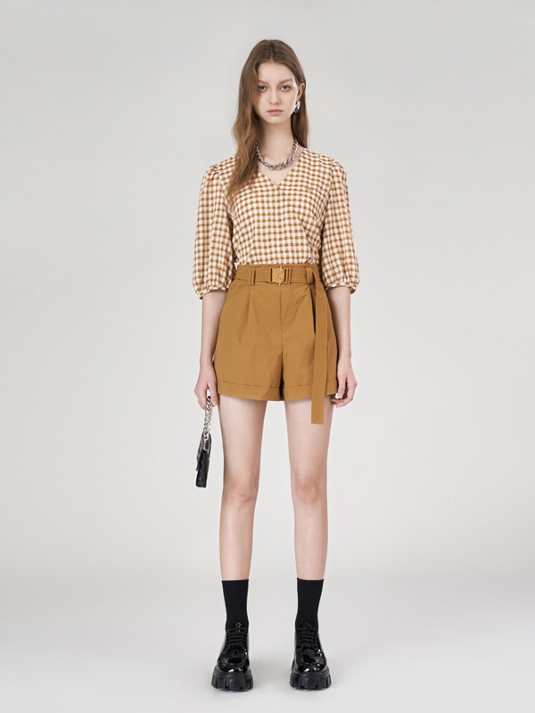 艾托奥女装2023春夏季棕色短裤