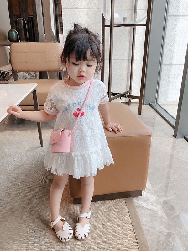 淘衣城堡童装2023春夏季白色连衣裙