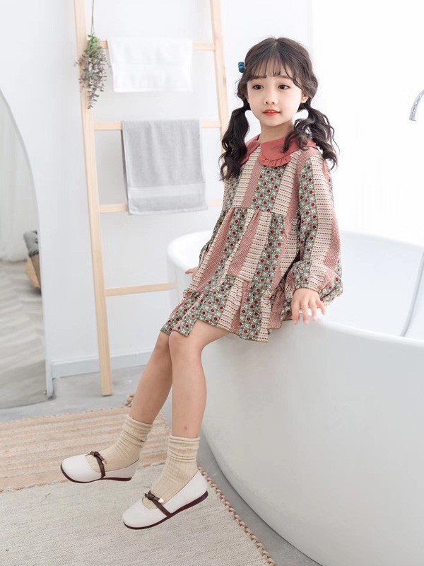 淘衣城堡童装2023春夏季棕色连衣裙