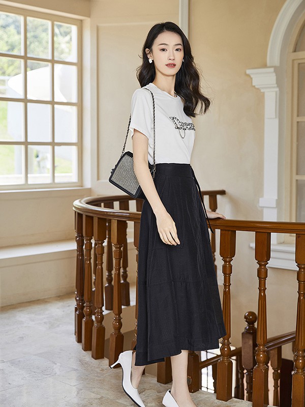 约布女装2023春夏季白色T恤