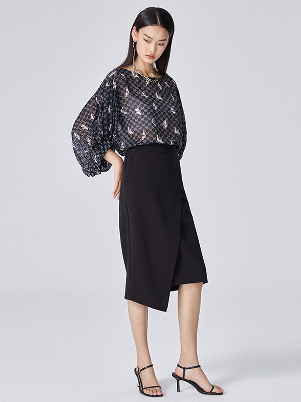 真我永恒2023春夏季黑色百褶裙