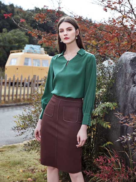 特儿迪雅女装2023春夏季绿色衬衫