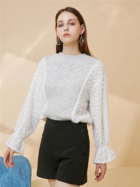 摩凡2023春夏季白色针织衫